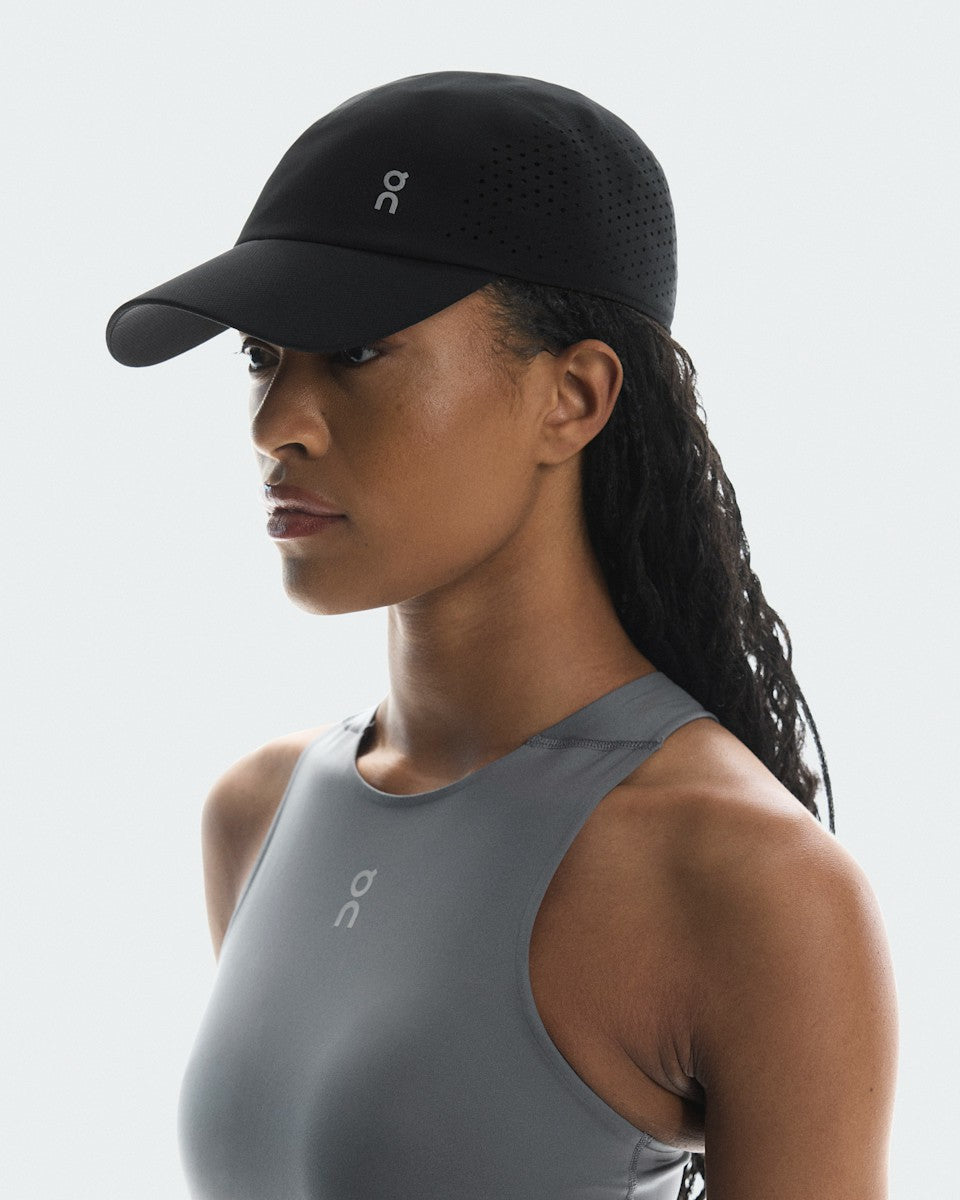 On United States Latest / Lightweight Cap - Black