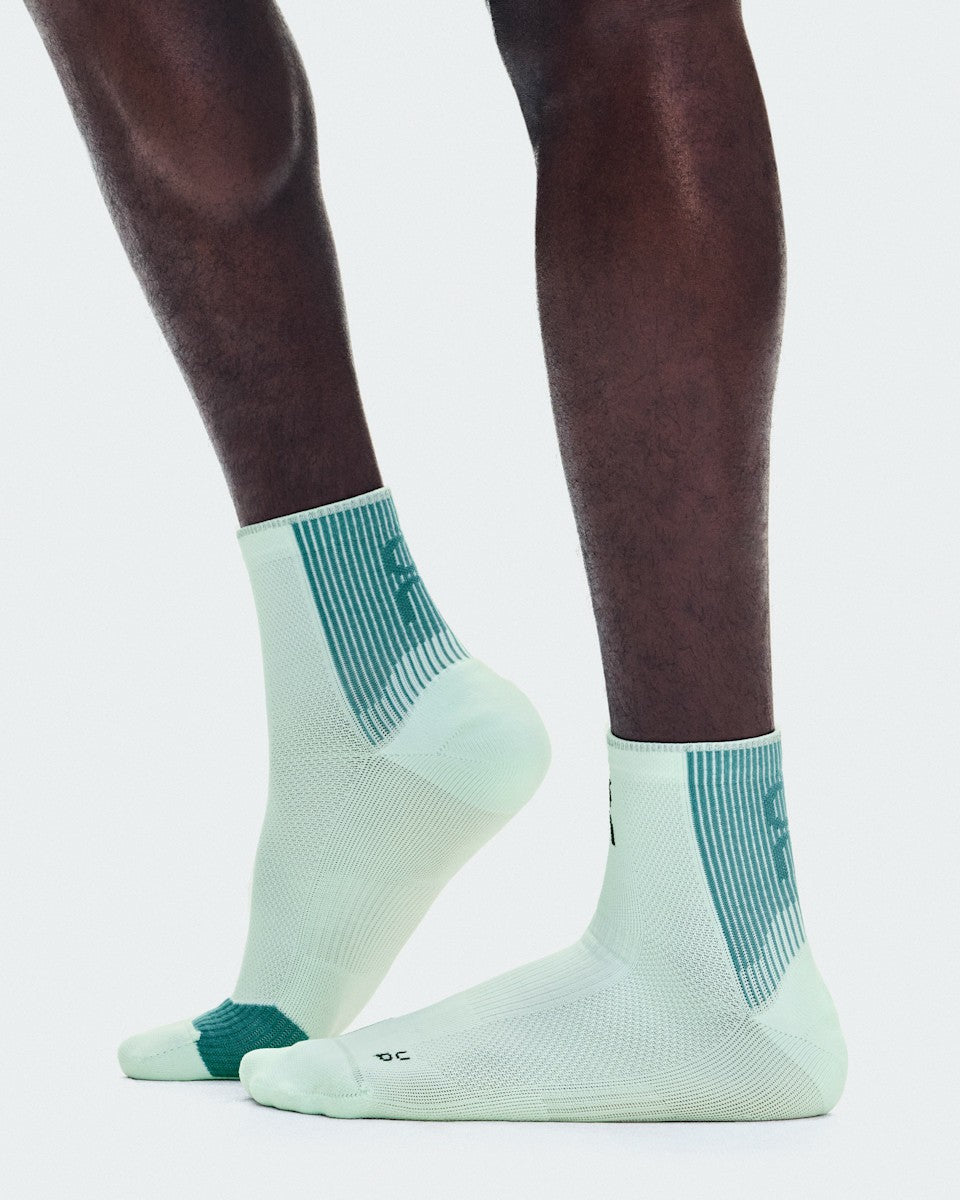 On United States Special Offer / Performance Run Sock Mid - Flurry/Storm