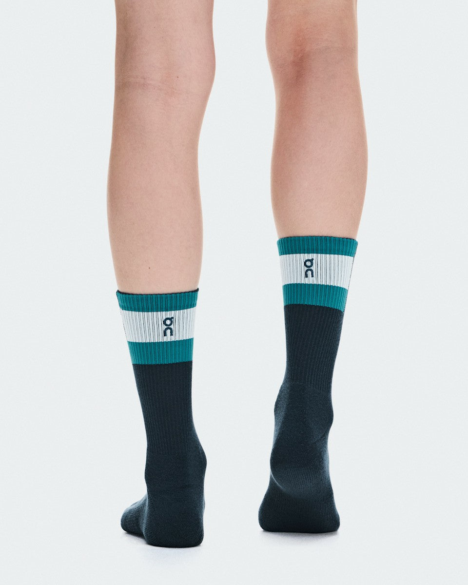 On United States Trending / Courtside Sock High 2P - Ivory/Midnight