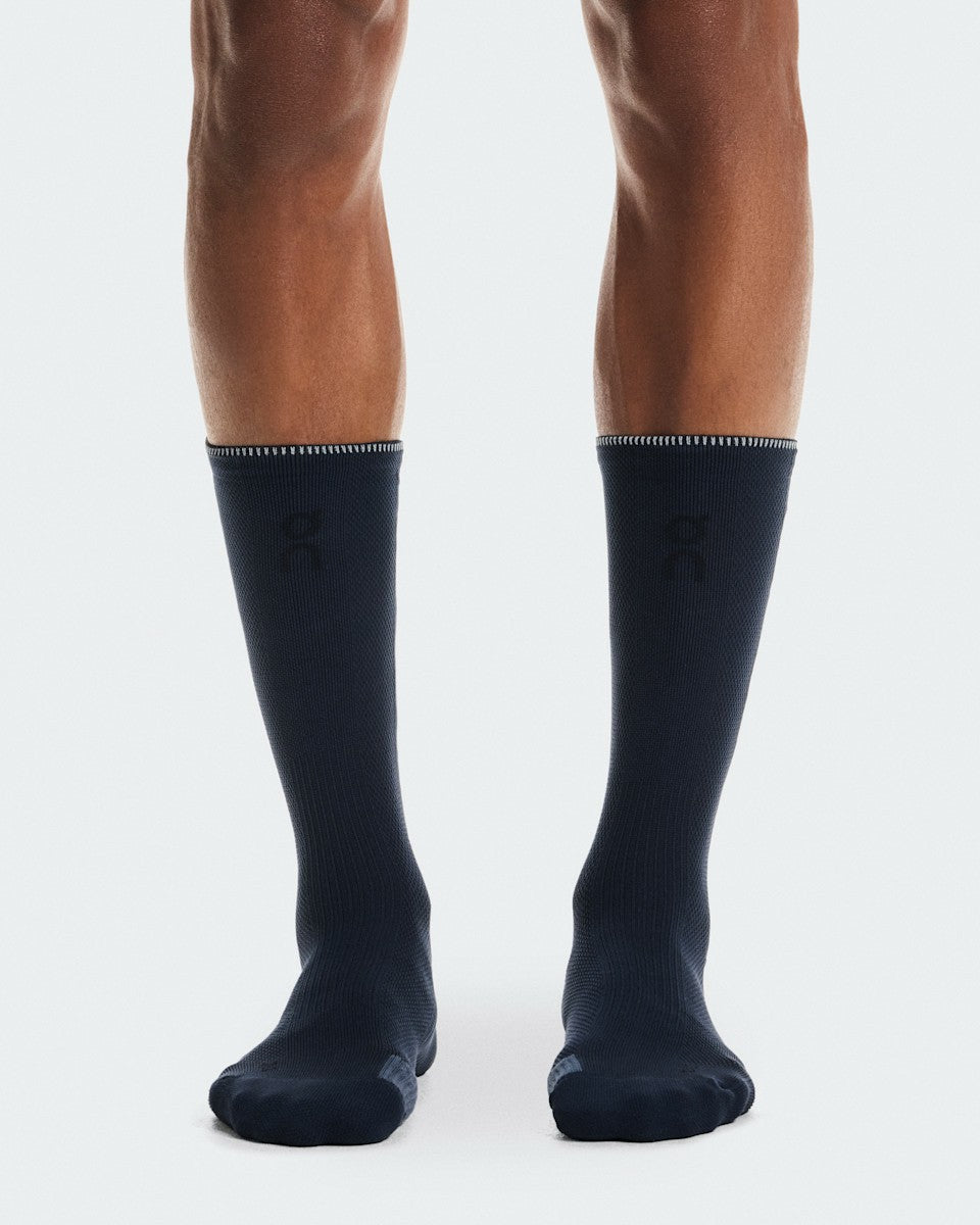 On United States Premium / Performance Run Sock High - Navy/Navy