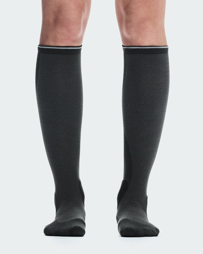 On United States Signature / Run Sock PAF - Molasses/Black