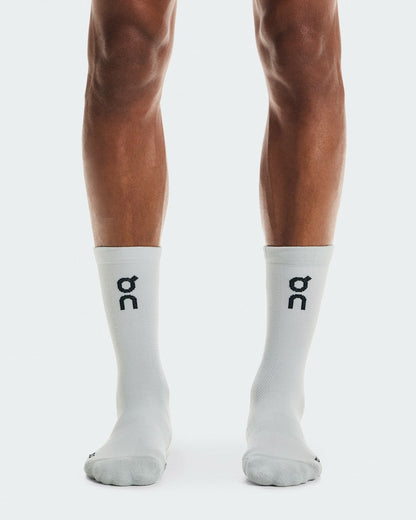 On United States Recommended / Core Run Sock High 2P - Glacier