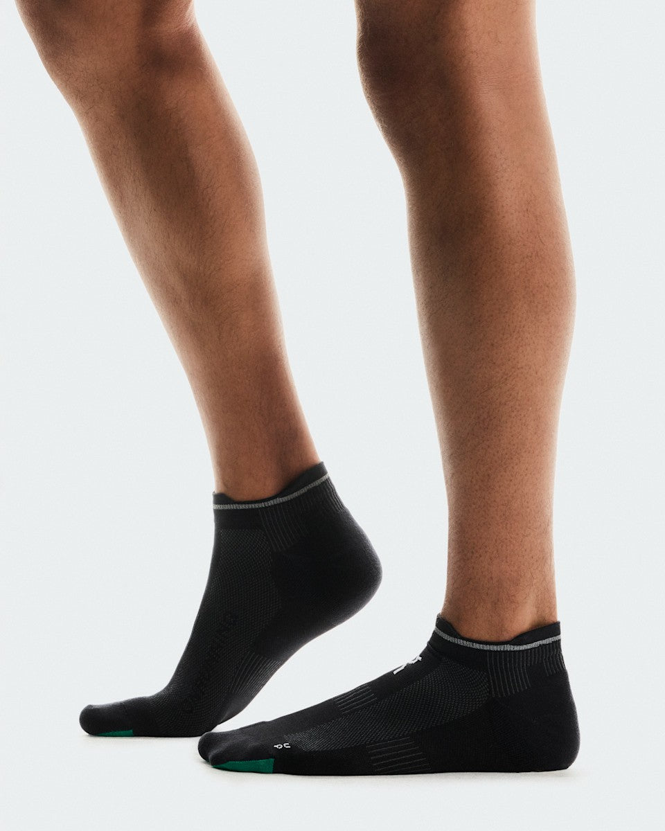 On United States Value / Elite Run Sock Low - Black