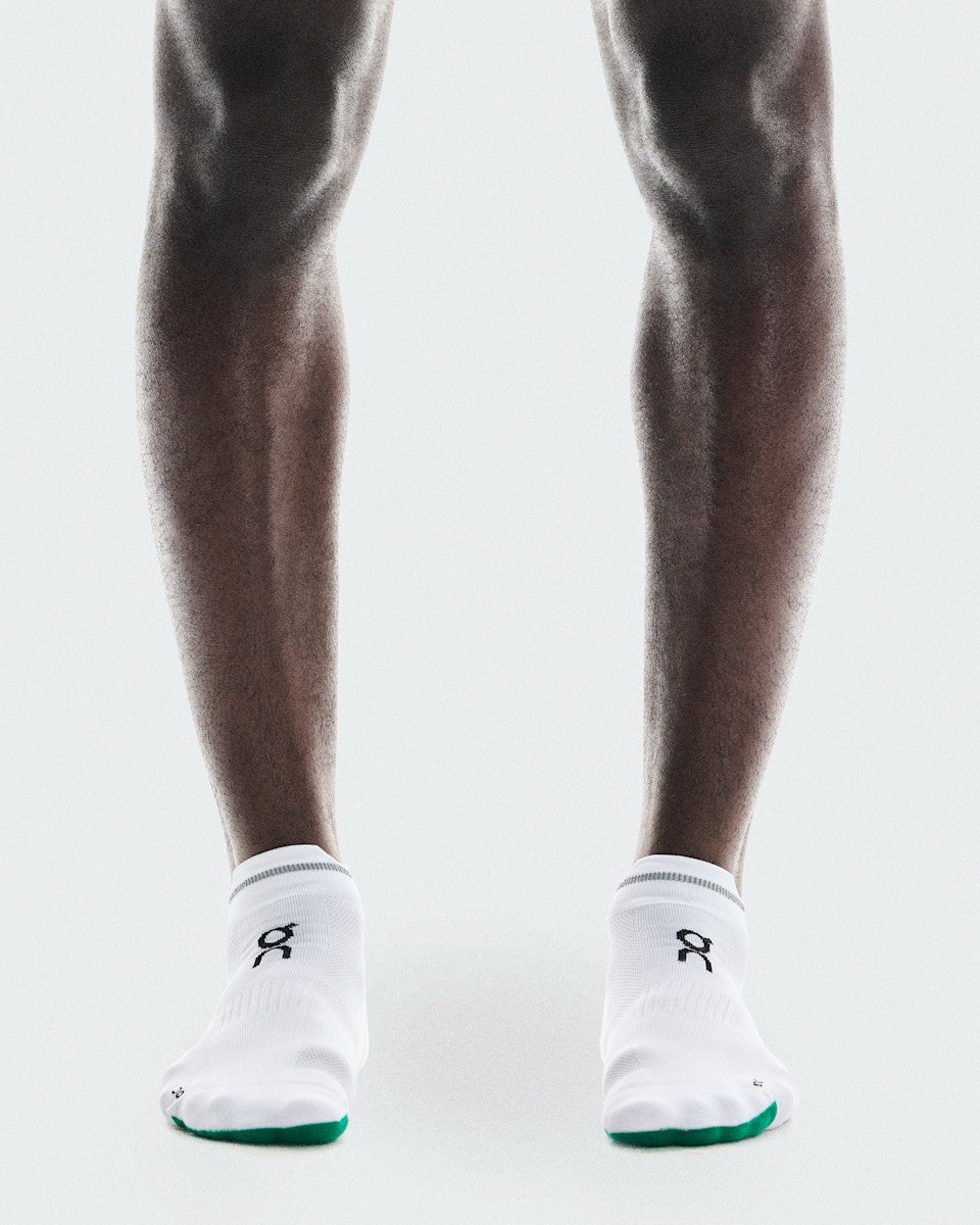 On United States Premium / Elite Run Sock Low - White/Ivory