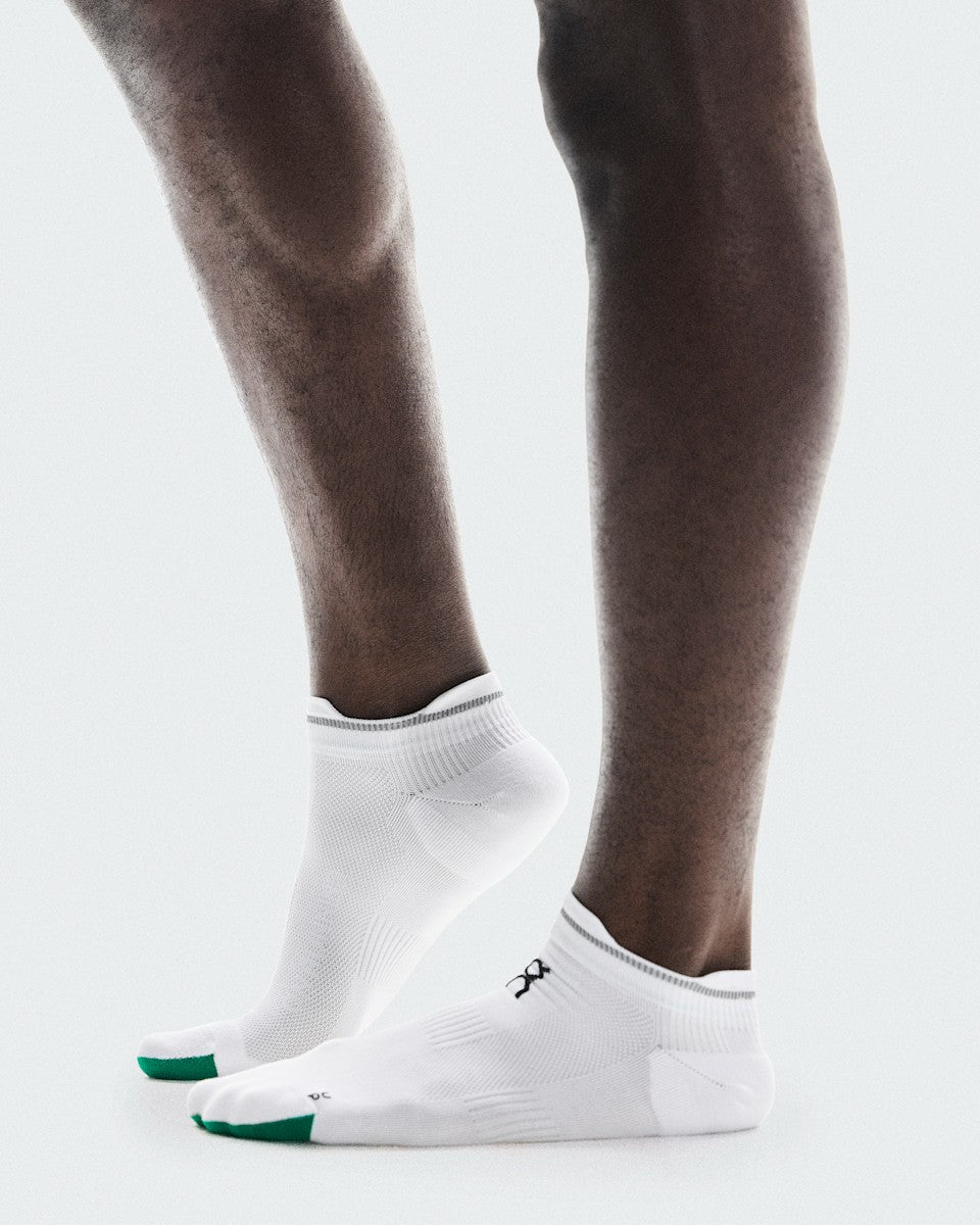 On United States Premium / Elite Run Sock Low - White/Ivory