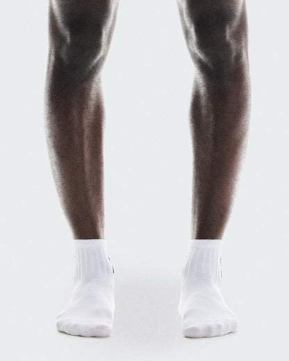 On United States Latest / Logo Sock Mid 3P - White