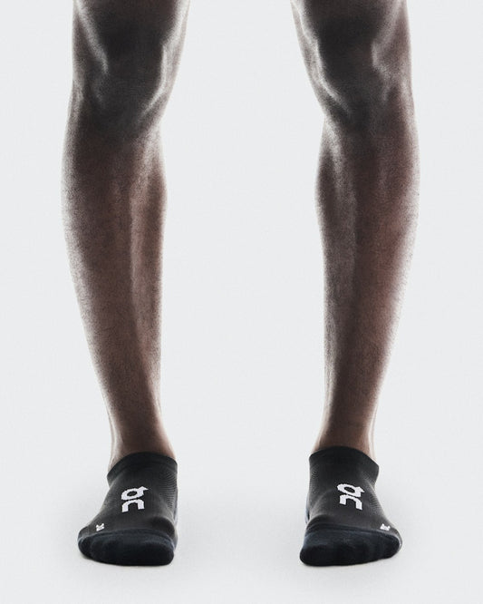 On United States Discount / Core Run Sock Low 2P - Black