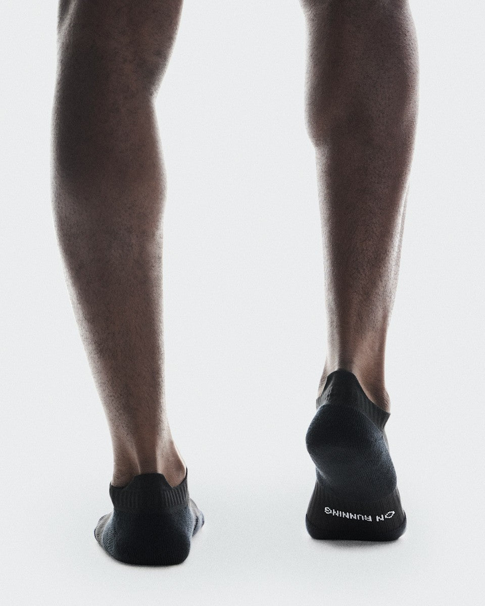 On United States Discount / Core Run Sock Low 2P - Black