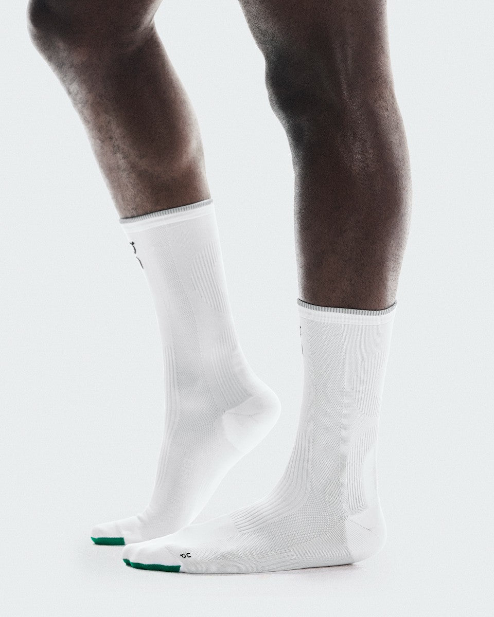 On United States Premium / Elite Run Sock High - White/Ivory