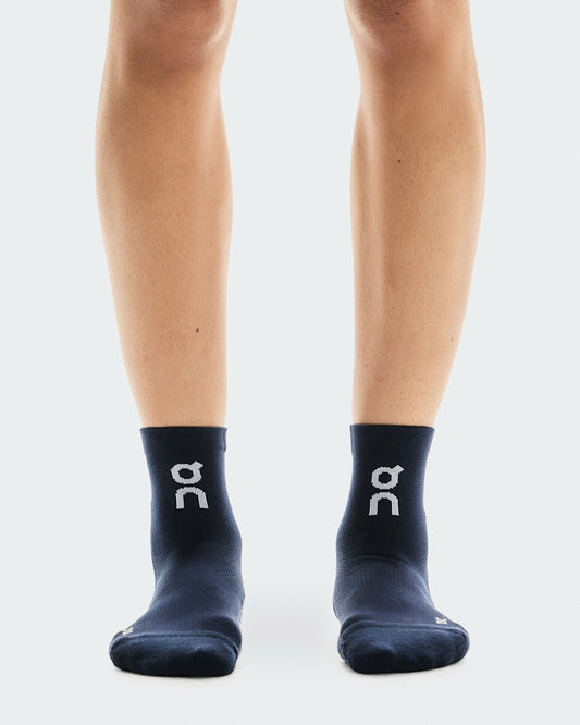 On United States Latest / Core Run Sock Mid 2P - Navy
