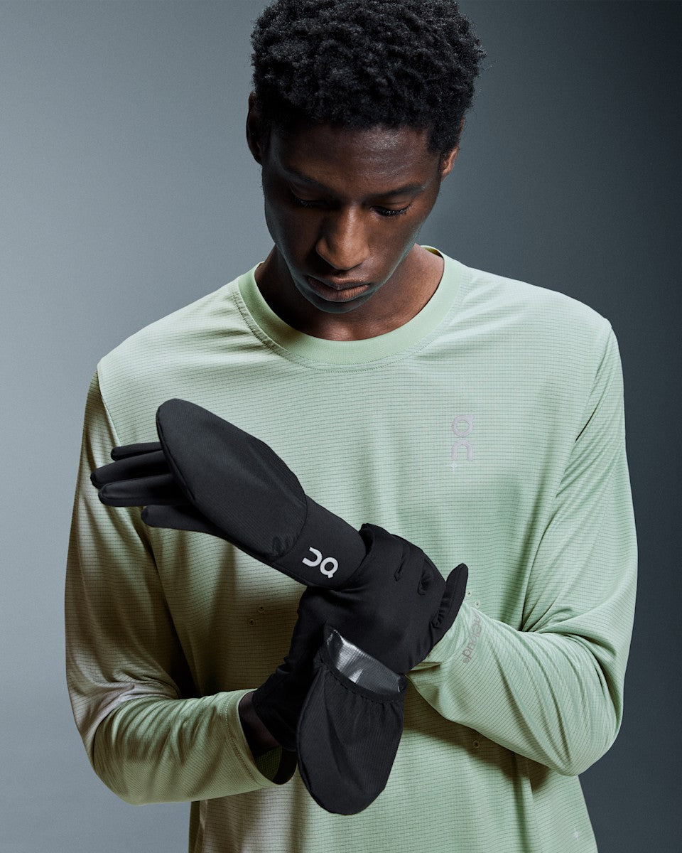 On United States Everyday / Core Glove - Black