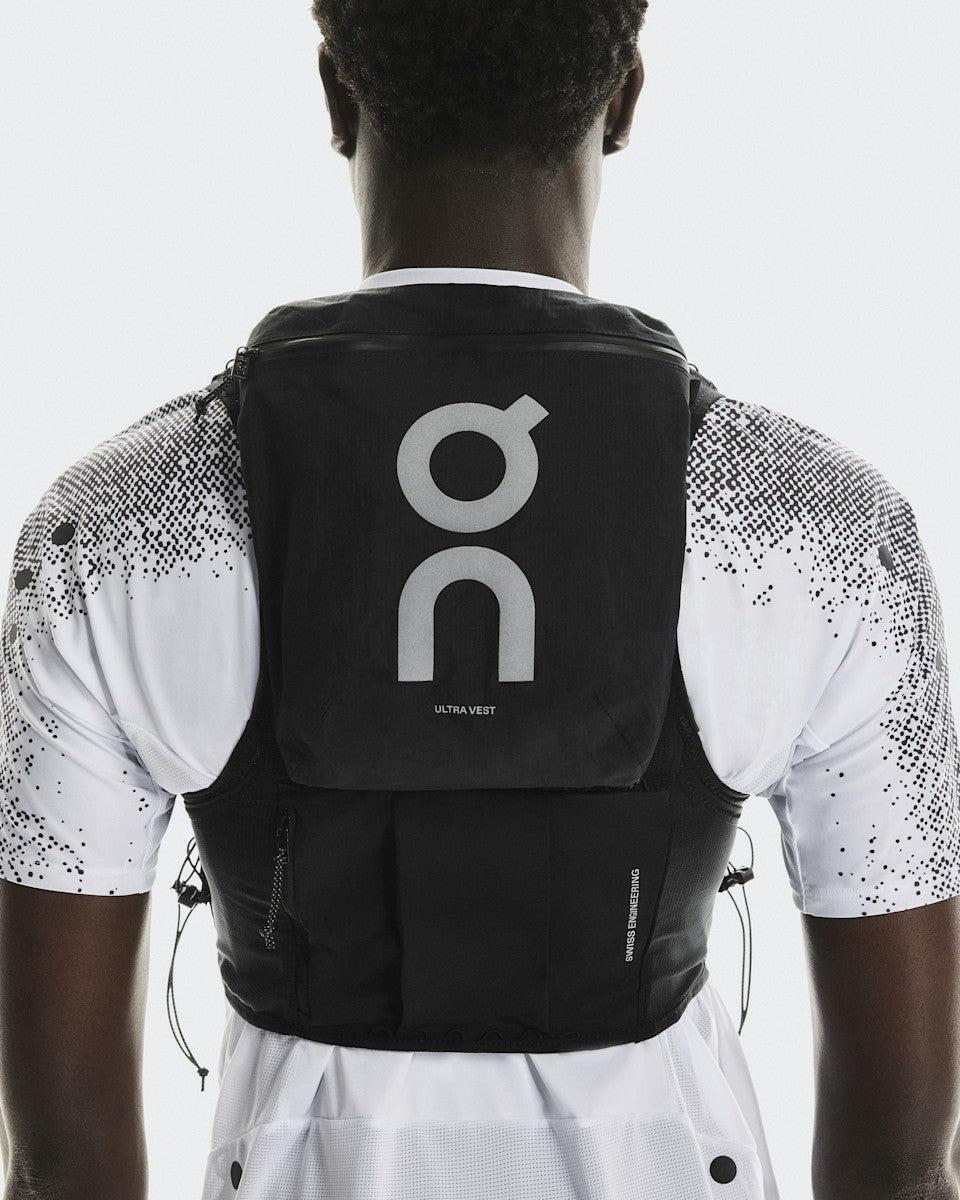 On United States Classic / Ultra Vest Pro - Black