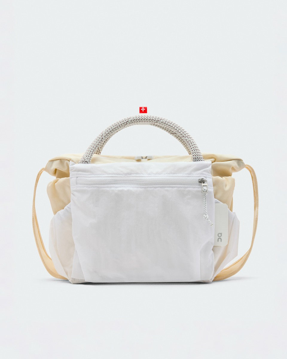 On United States Essential / Track Pack Mini Elite - Cream/White