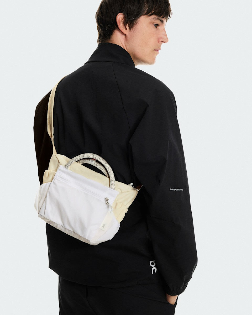 On United States Essential / Track Pack Mini Elite - Cream/White