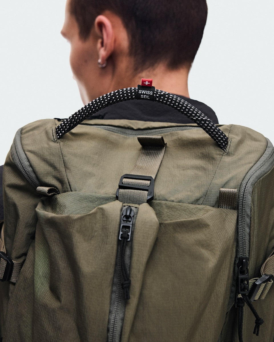 On United States Sale / Speed Pack 30L - Olive/Black