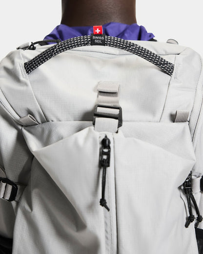On United States Latest / Speed Pack 30L - Glacier/Black