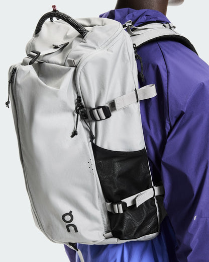 On United States Latest / Speed Pack 30L - Glacier/Black