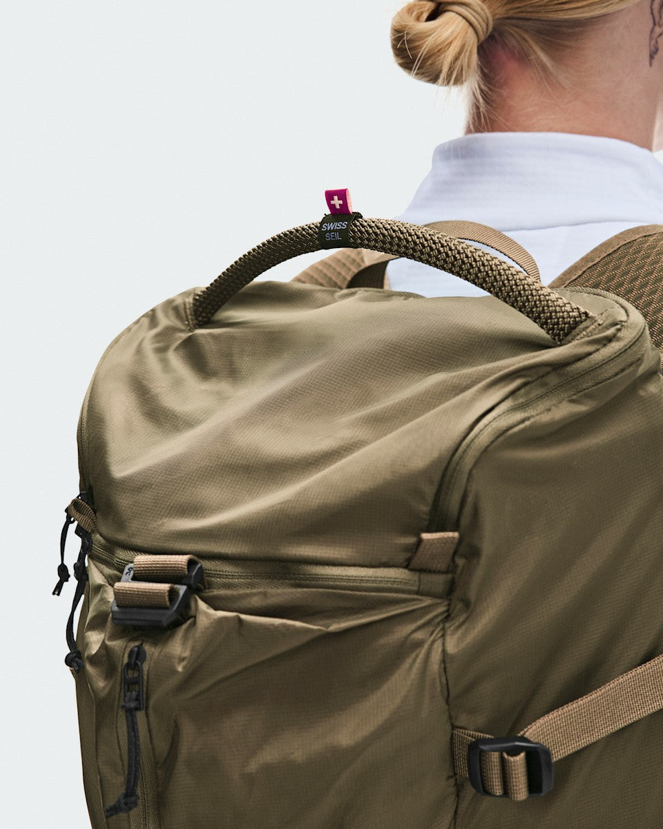 On United States New / Speed Pack 18L Lite - Olive