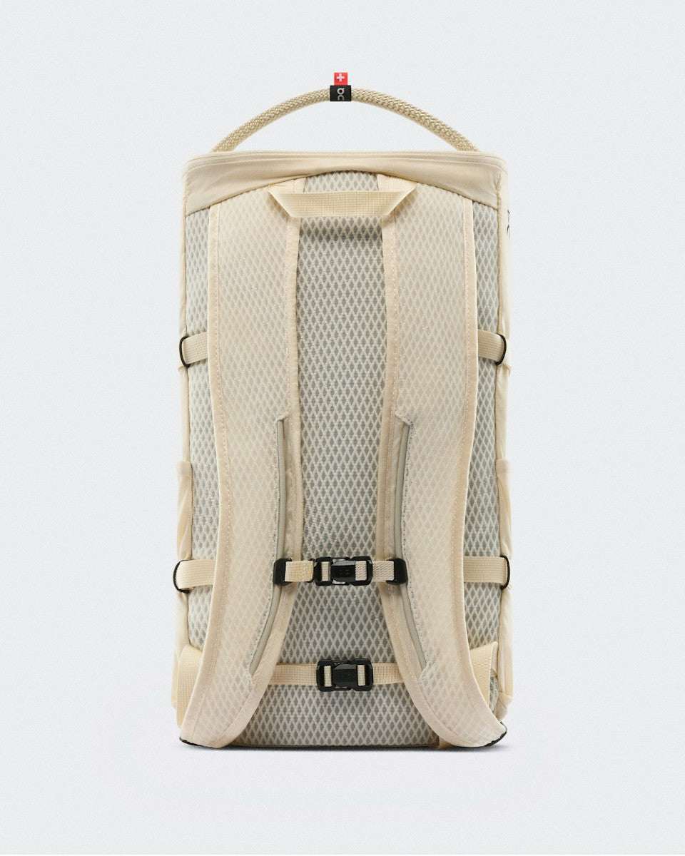 On United States Special Offer / Speed Pack 18L Lite - Cream