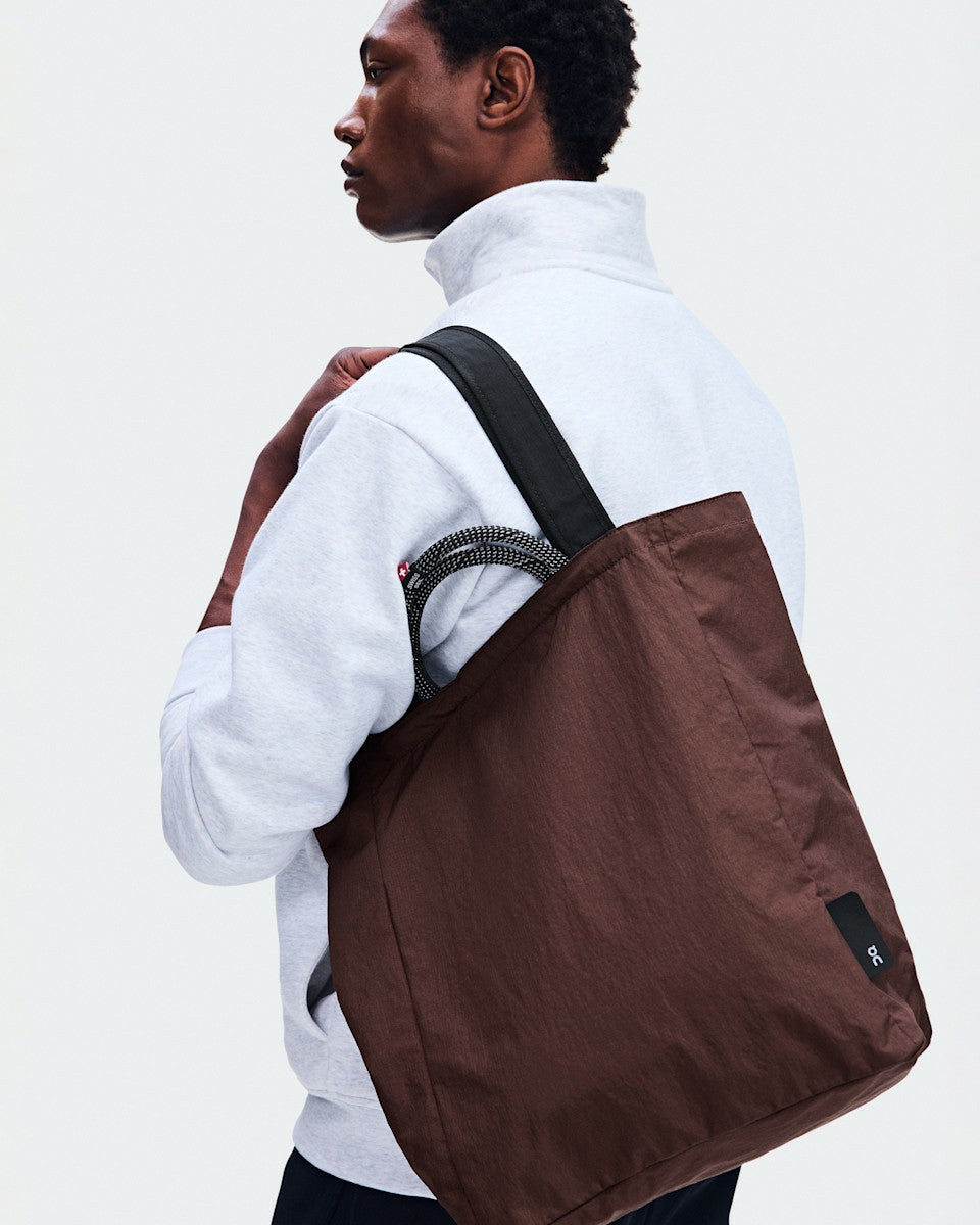 On United States Exclusive / Tote Pack 25L - Cacao/Black