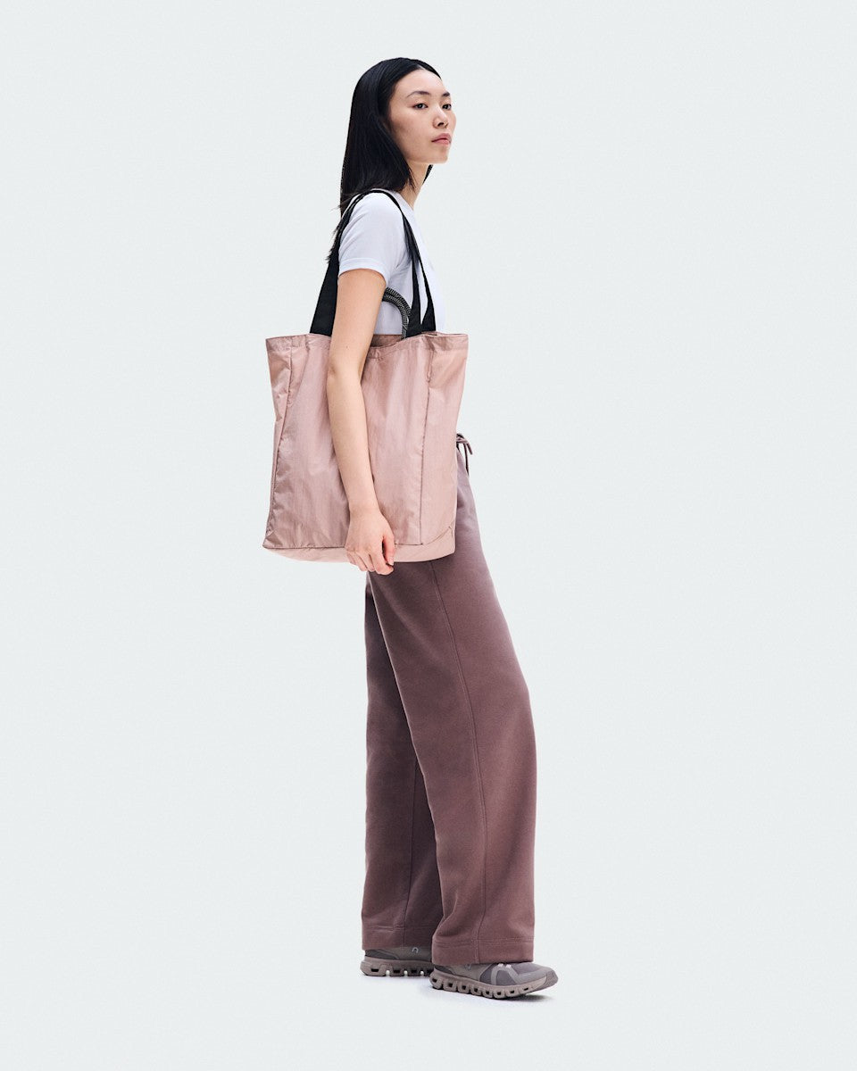 On United States Sale / Tote Pack 25L - Biscuit/Black
