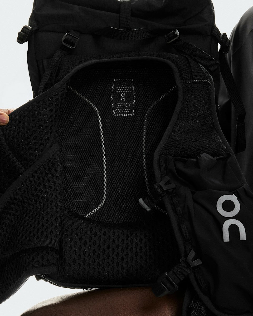 On United States Best Seller / Trail Pack 20L - Black