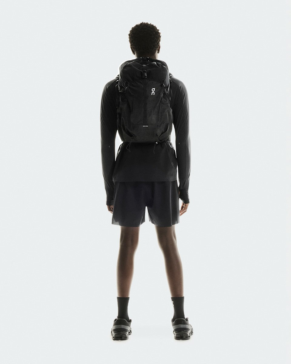 On United States Best Seller / Trail Pack 20L - Black