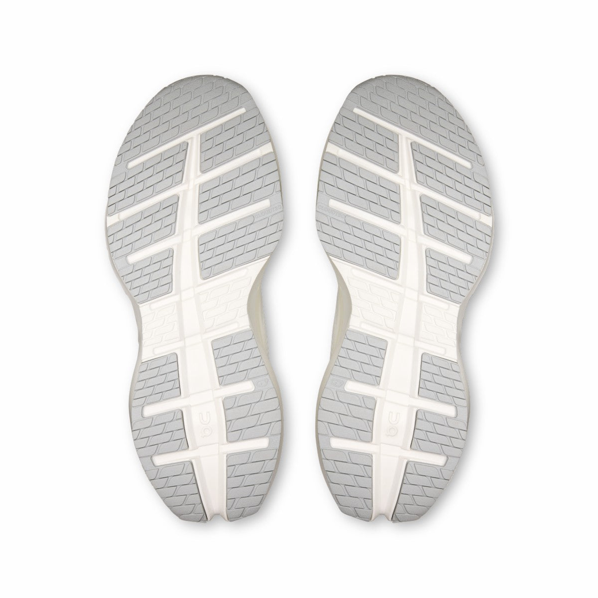 On United States Special Offer / Men's Cloudrunner 3 Max - White/Glacier