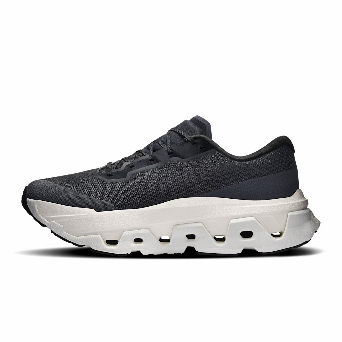 On United States Signature / Men's Cloudmonster 3 Hyper - Black/Ivory