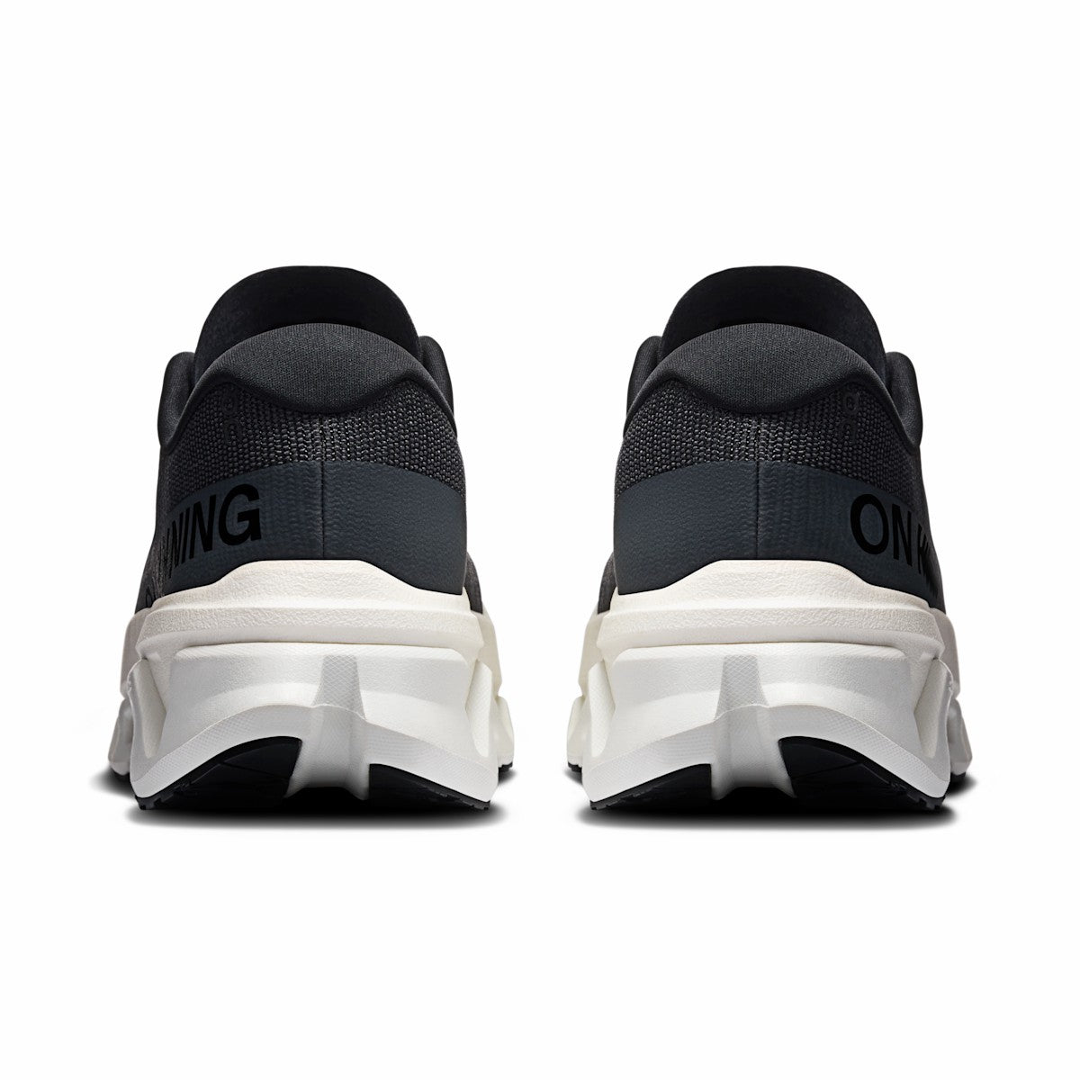 On United States Signature / Men's Cloudmonster 3 Hyper - Black/Ivory