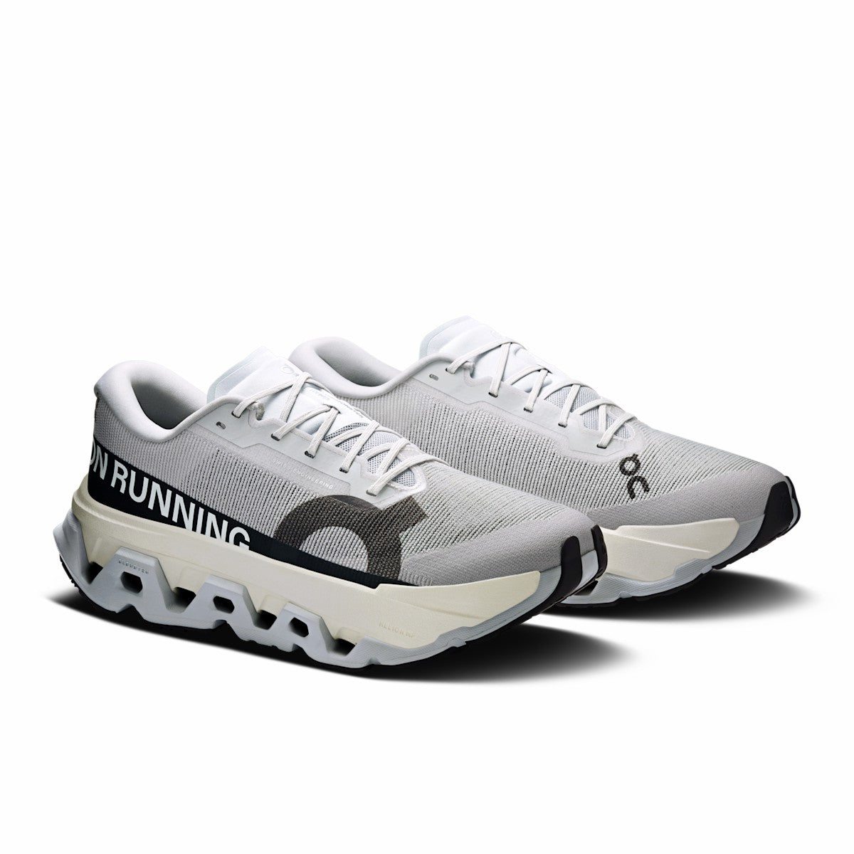 On United States Premium / Men's Cloudmonster 3 Hyper - Glacier/Black