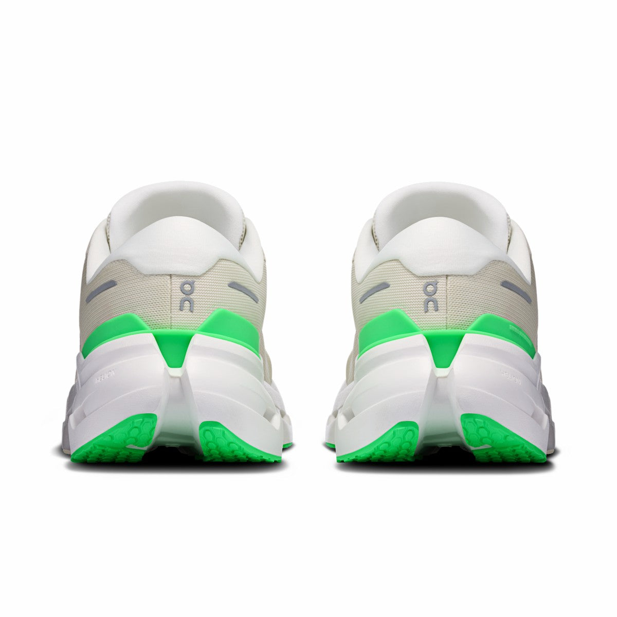 On United States Exclusive / Men's Cloudrunner 3 - Ghost/Verdite
