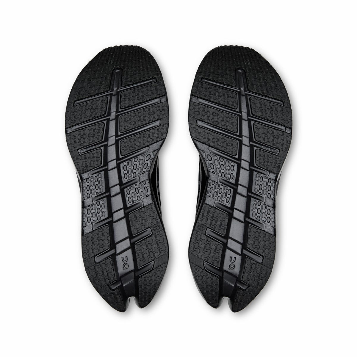 On United States New / Men's Cloudrunner 3 - Black/Black