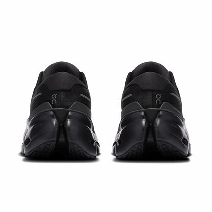 On United States New / Men's Cloudrunner 3 - Black/Black
