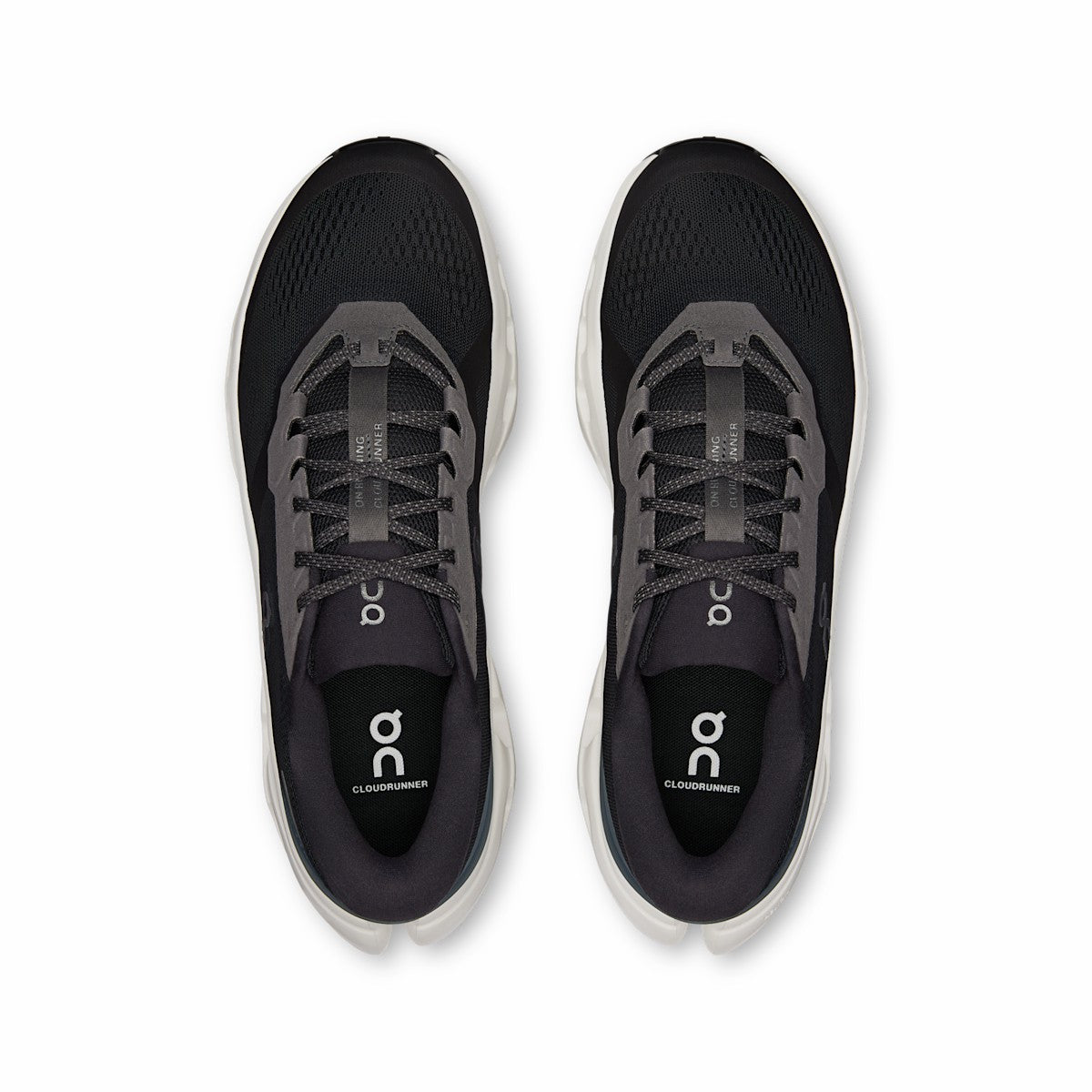 On United States Discount / Men's Cloudrunner 3 - Black/Ivory