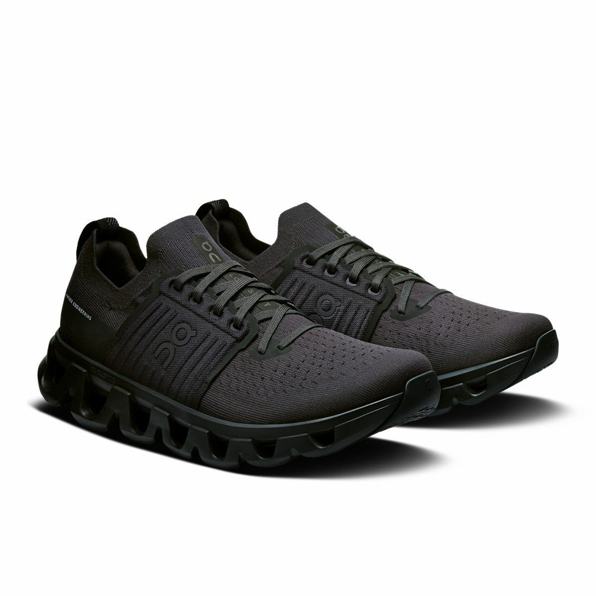 On United States Quality / Men's Cloudswift 4 - Black/Eclipse