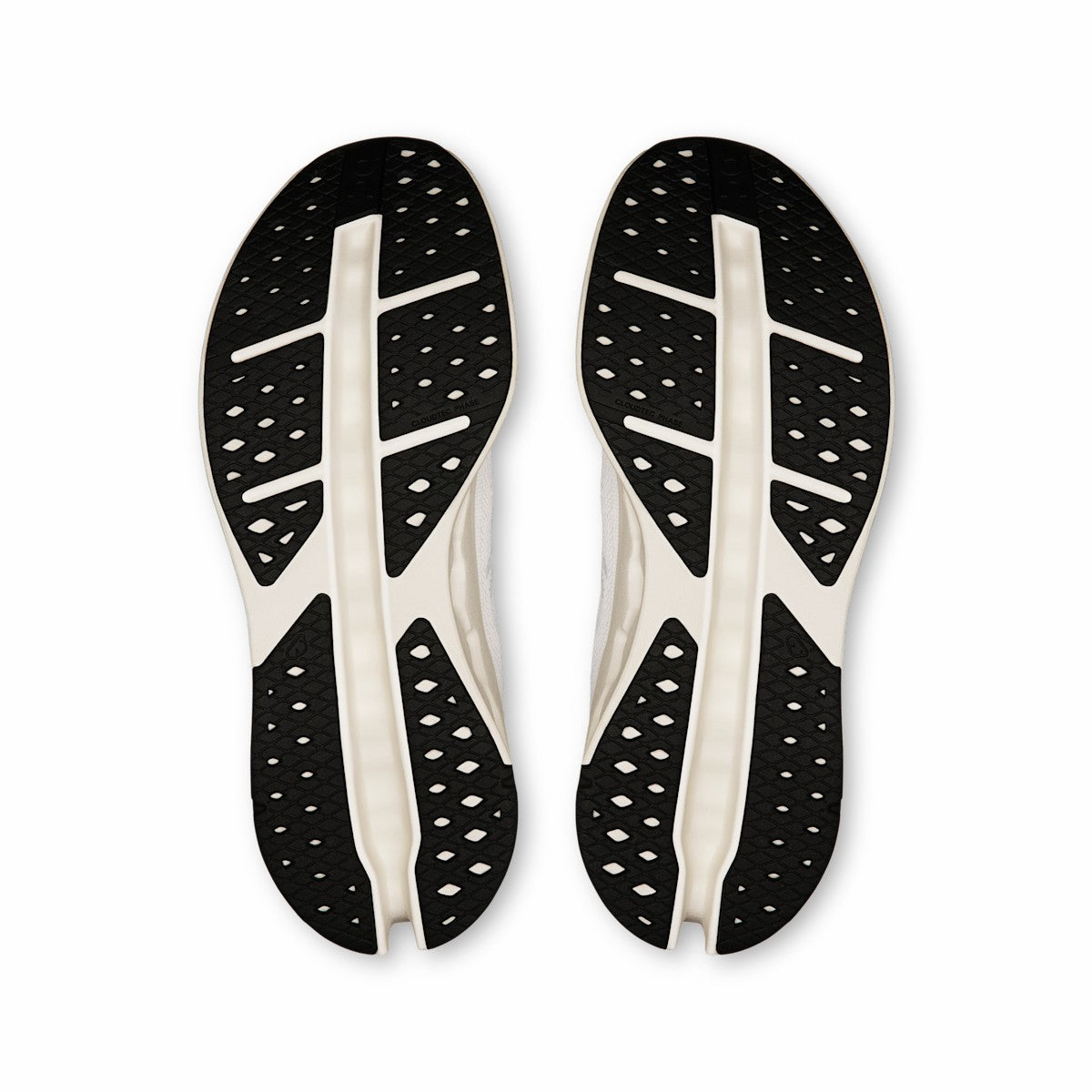 On United States New / Men's Cloudsurfer Max - White/White