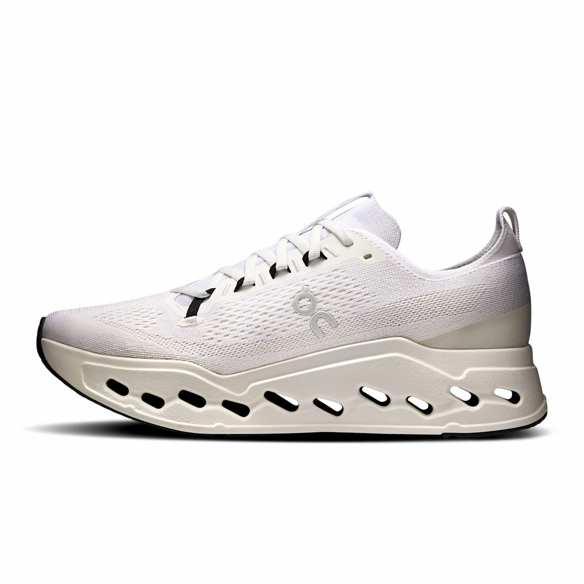 On United States New / Men's Cloudsurfer Max - White/White