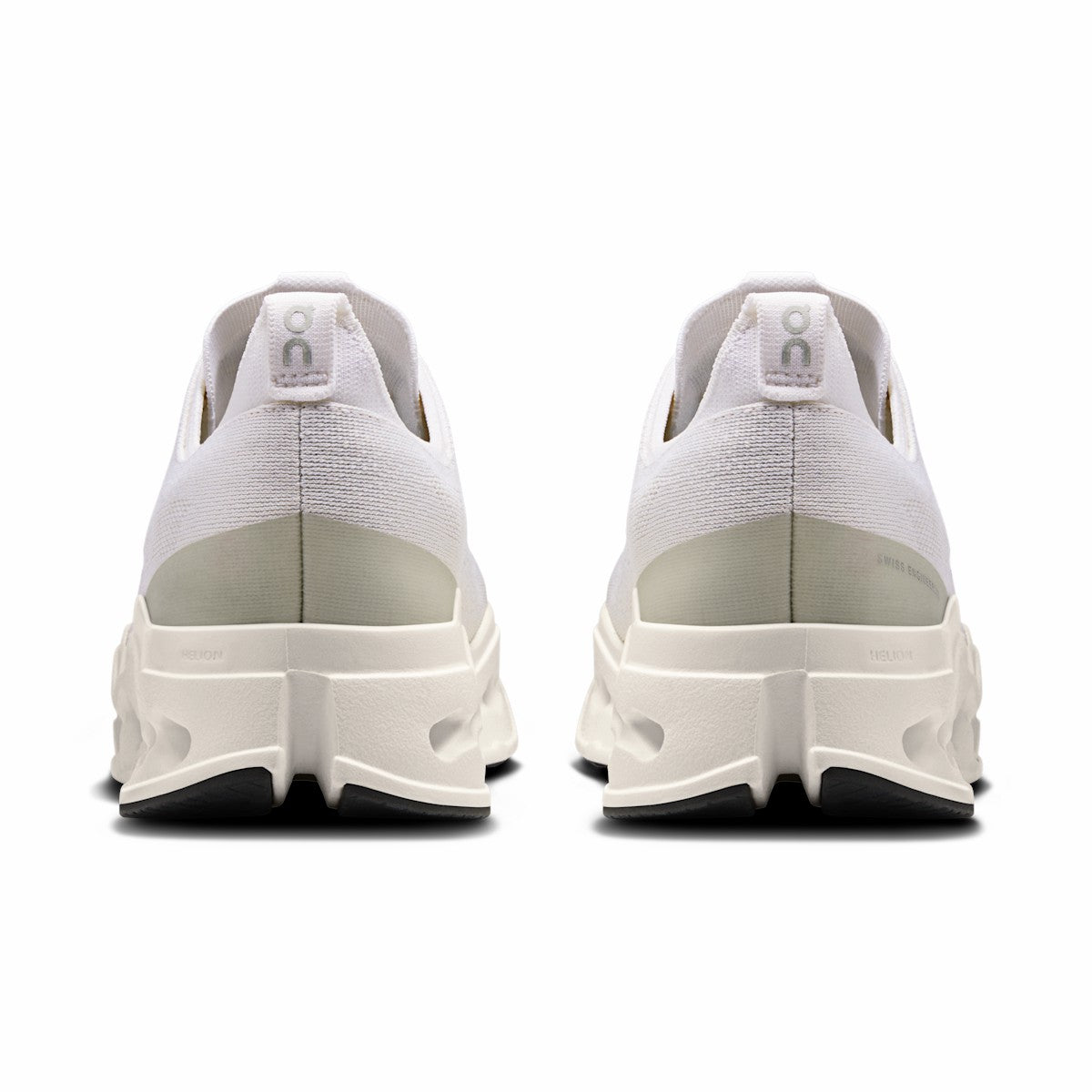On United States New / Men's Cloudsurfer Max - White/White