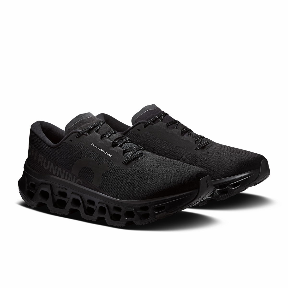 On United States Great Value / Men's Cloudmonster 3 Wide - Black/Black