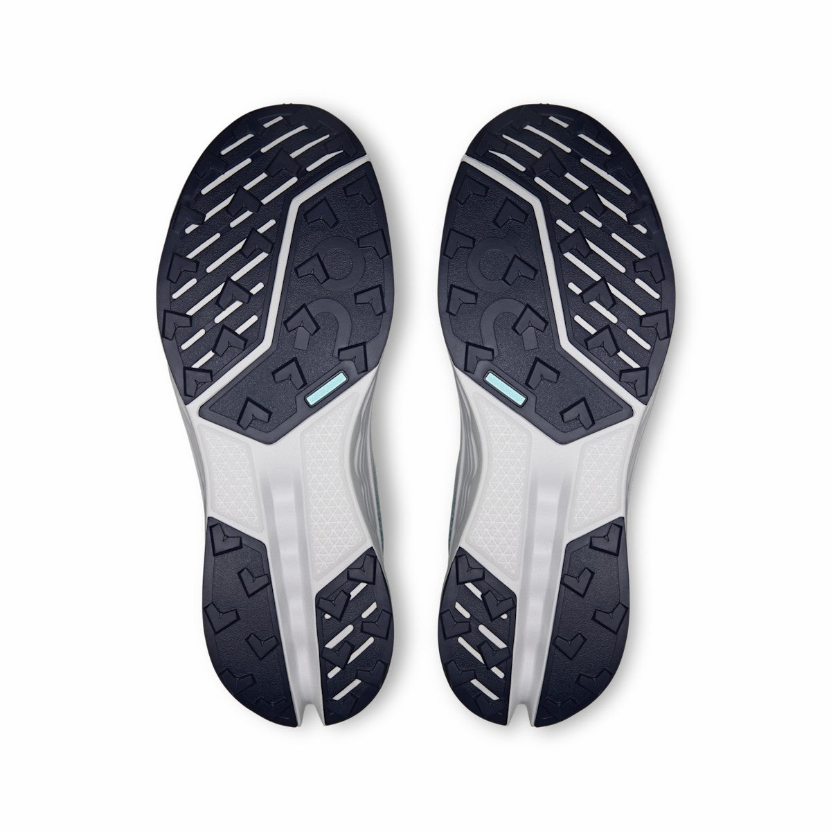 On United States Trending / Men's Cloudsurfer Trail 2 Waterproof - Glacier/Tide