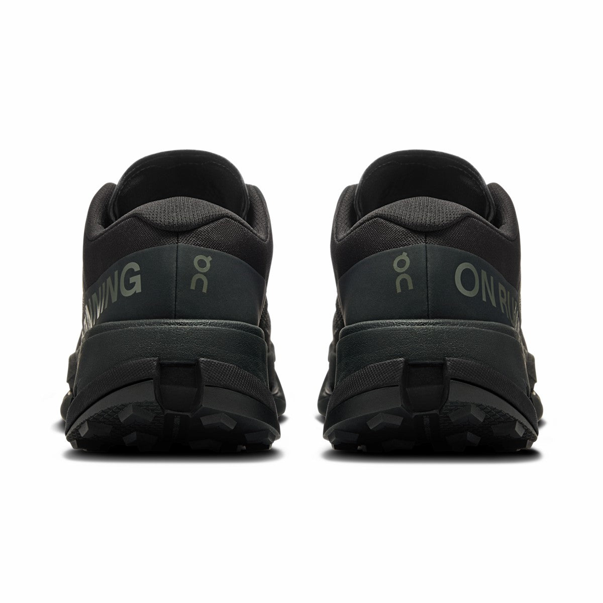 On United States Trusted / Men's Cloudultra 3 - Black/Black