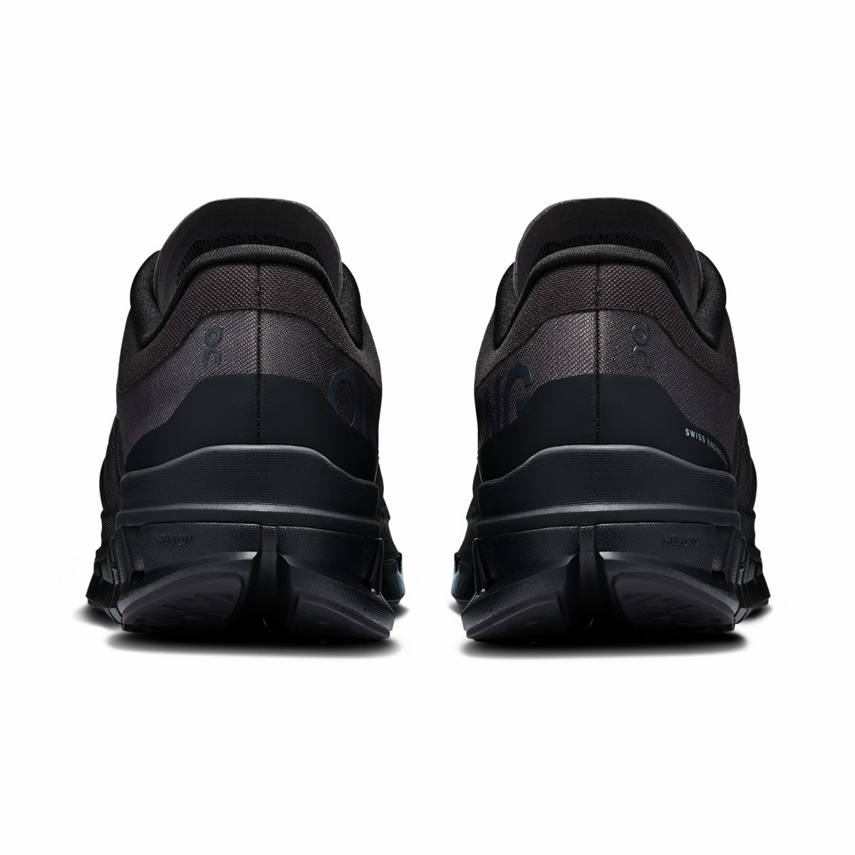 On United States Smart Buy / Men's Cloudflow 5 - Black/Black