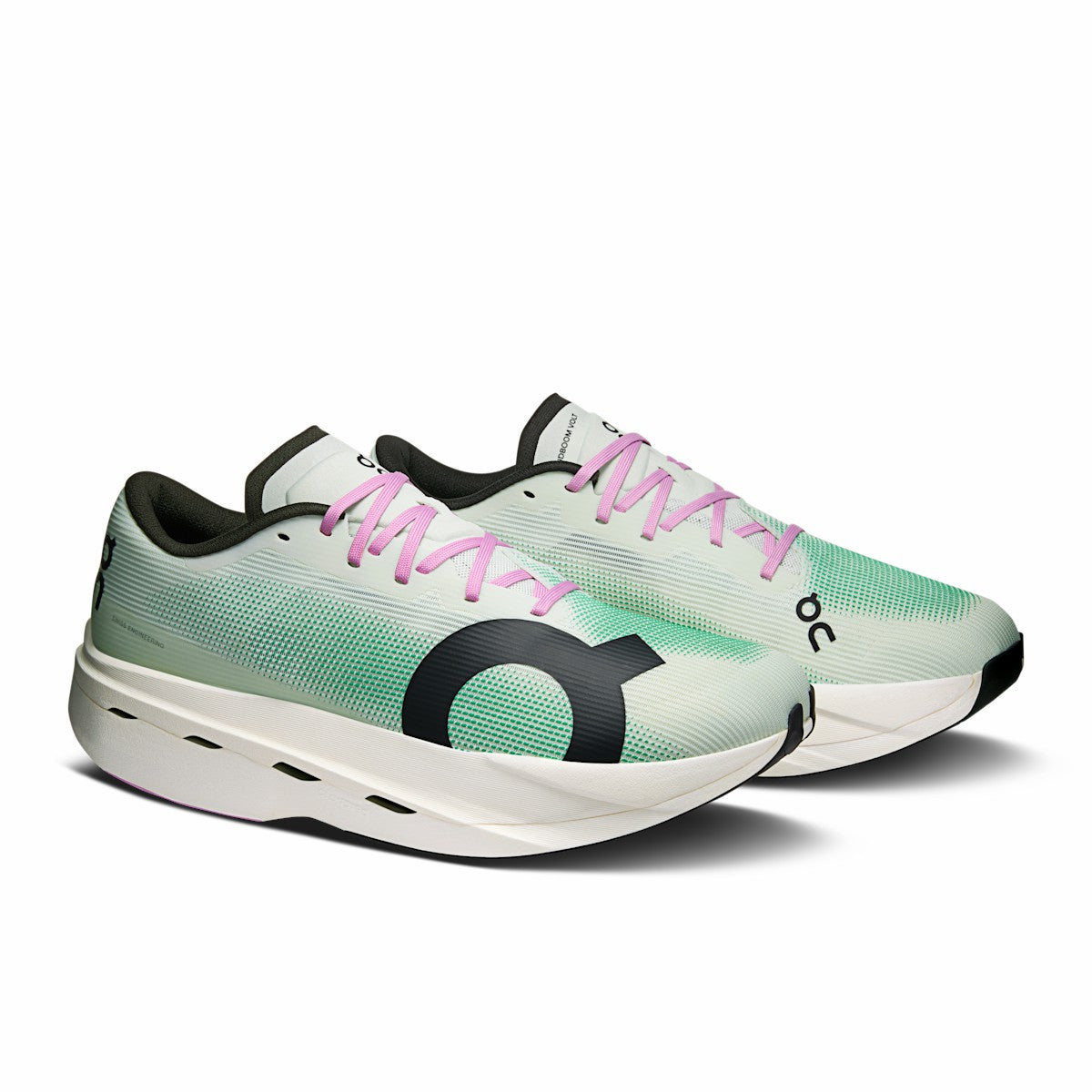On United States Best Price / Men's Cloudboom Volt - Iceberg/Mantis