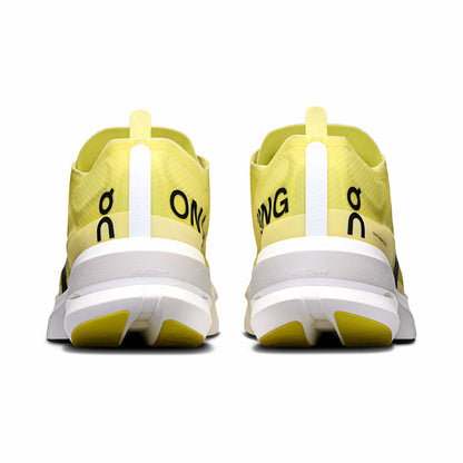 On United States Great Value / Men's Cloudboom Strike - Limelight/Wolf