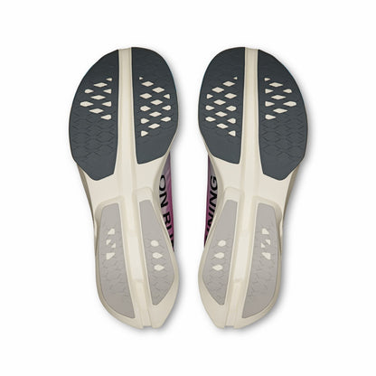On United States Signature / Men's Cloudboom Strike - White/Horizon
