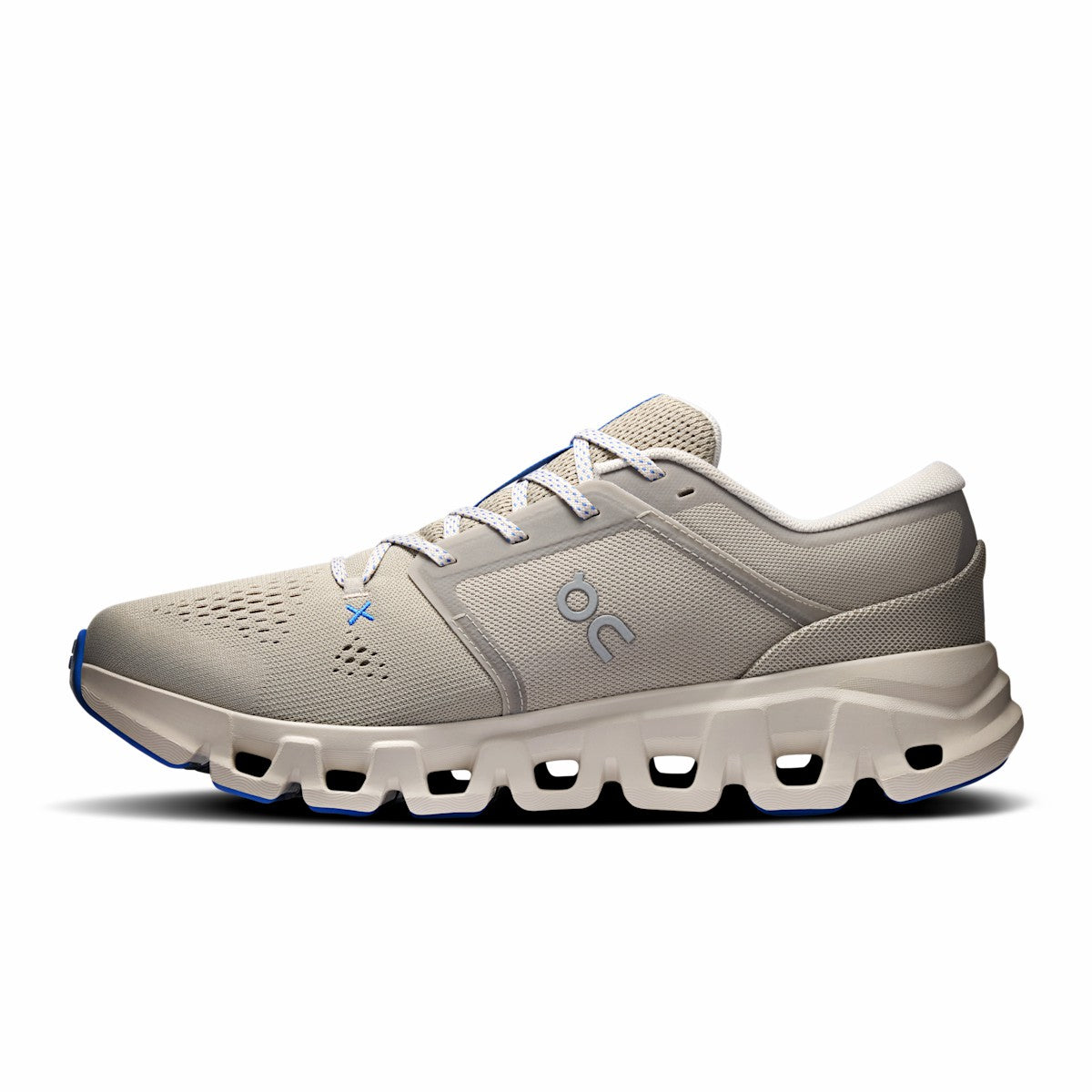 On United States Best Seller / Men's Cloud X 5 - Brume/Pearl
