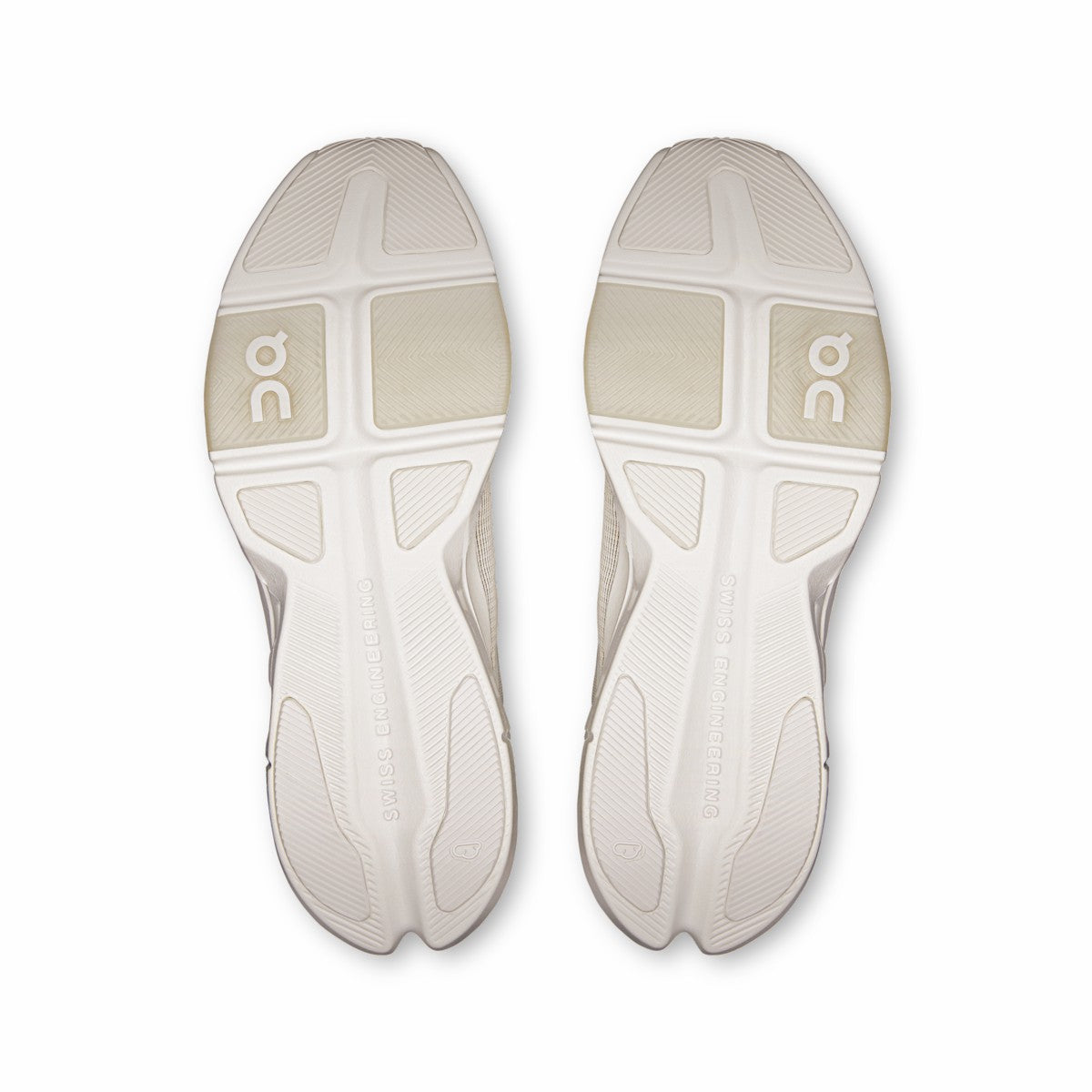 On United States Top Pick / Men's Cloudpulse Next - White/Ice