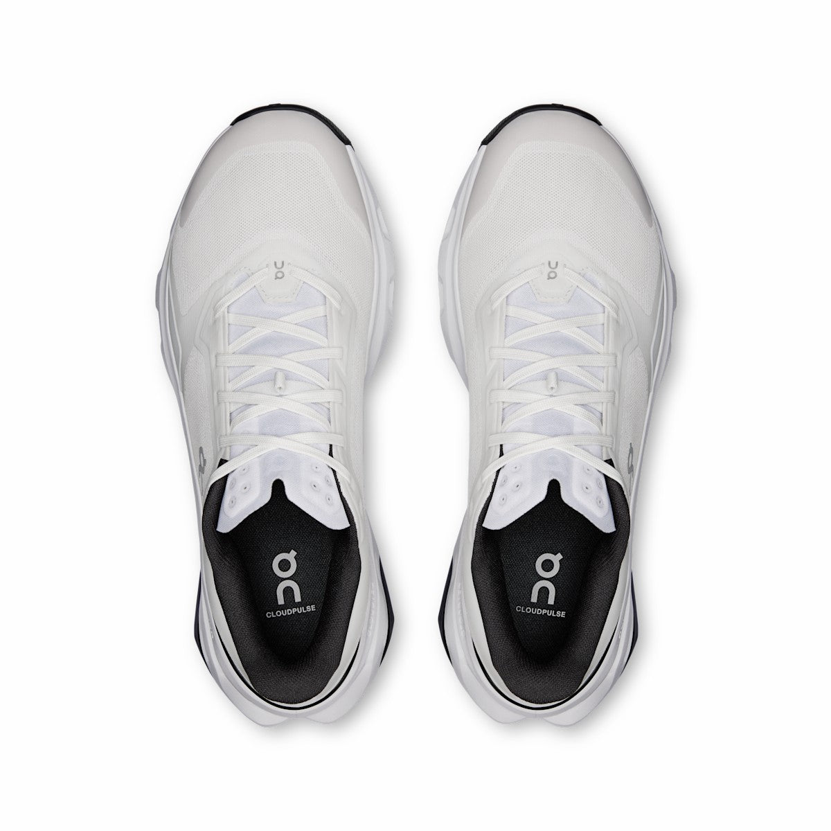 On United States Best Seller / Men's Cloudpulse 2 - White/Black