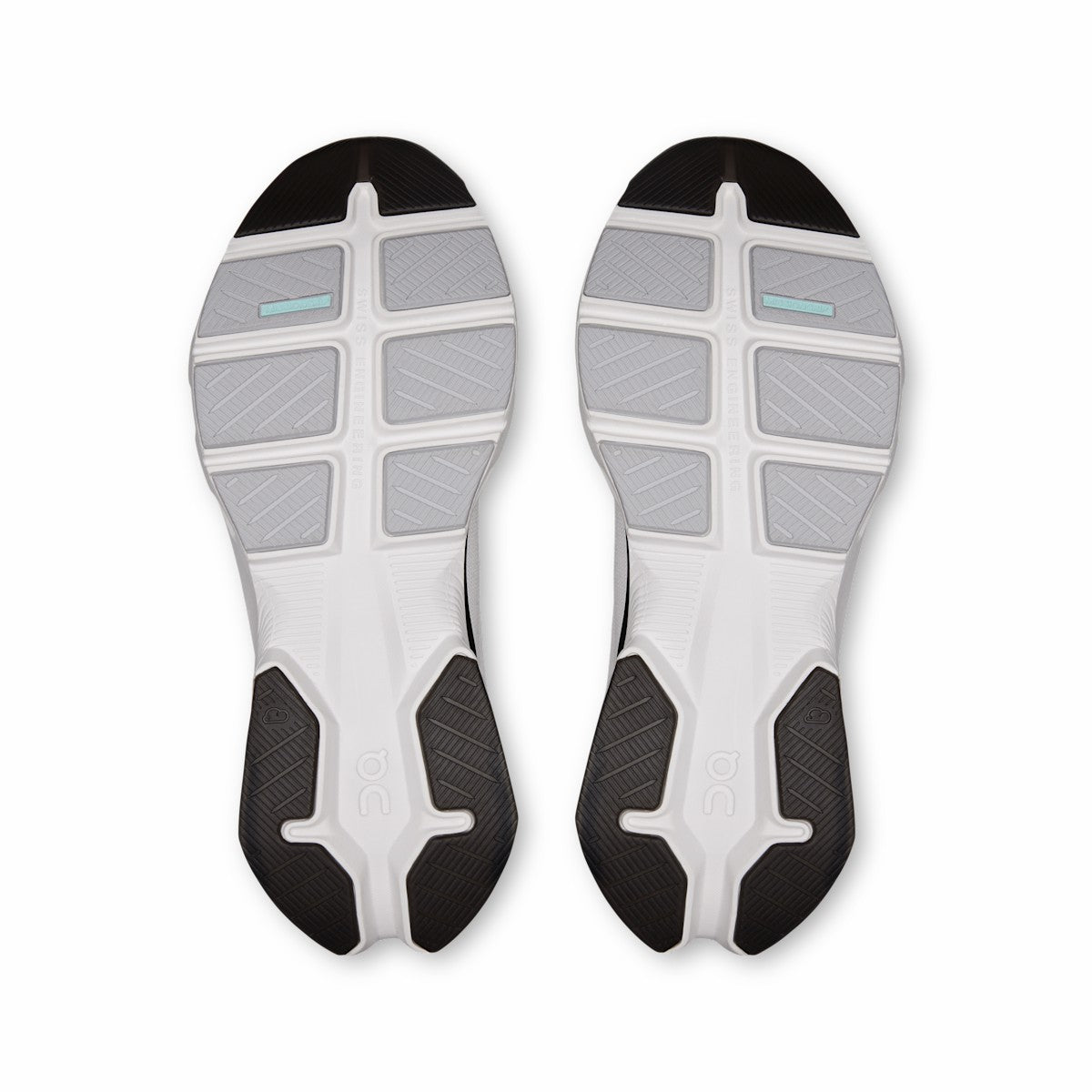 On United States Best Seller / Men's Cloudpulse 2 - White/Black